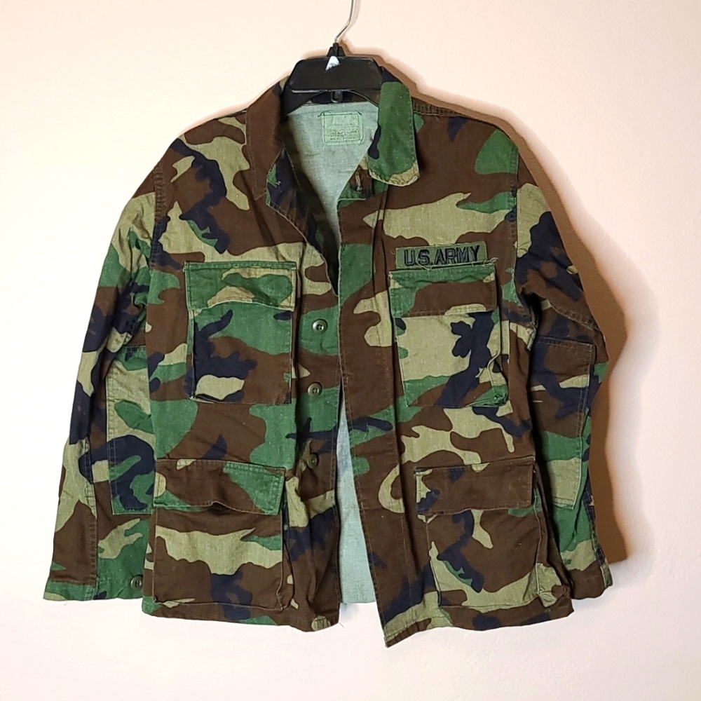 Authentic US Army shirt